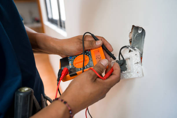 Best 24-Hour Electrician  in Center Point, IA